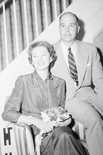 Myrna loy poses with howland - poses,